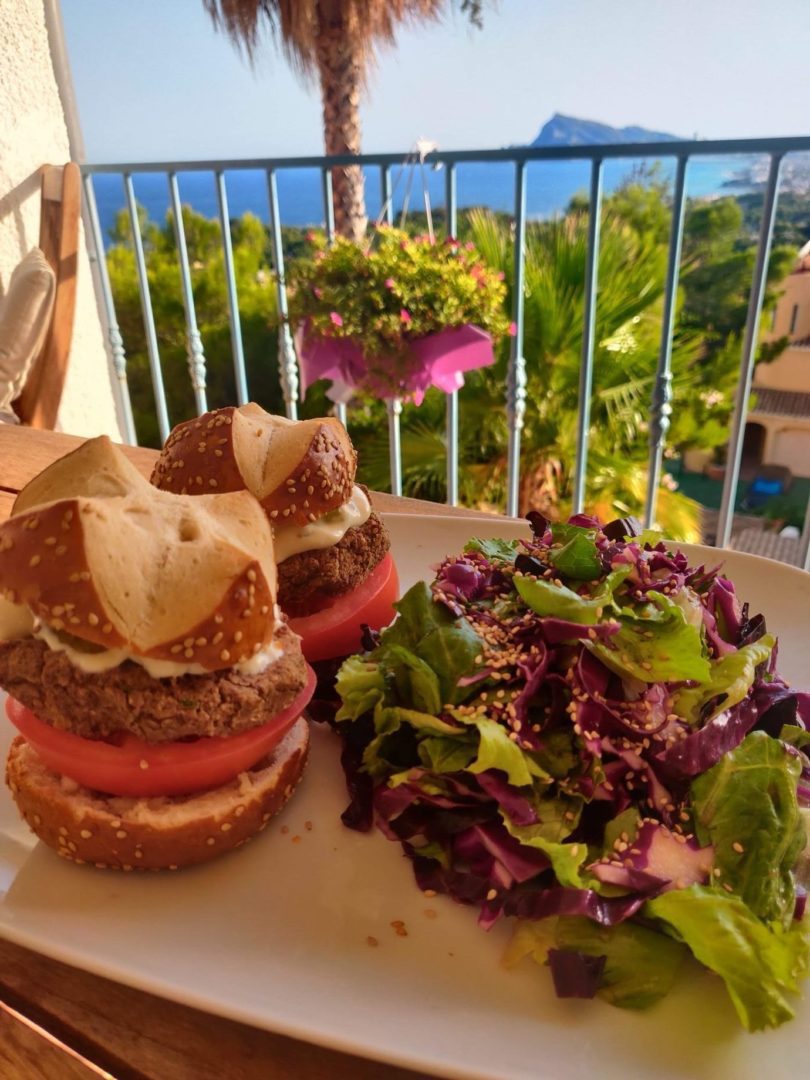 Kidney Beans Burger Amazing Day